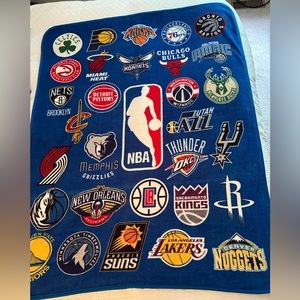 Vintage NBA team Logo blanket great condition. Smoke and pet free home